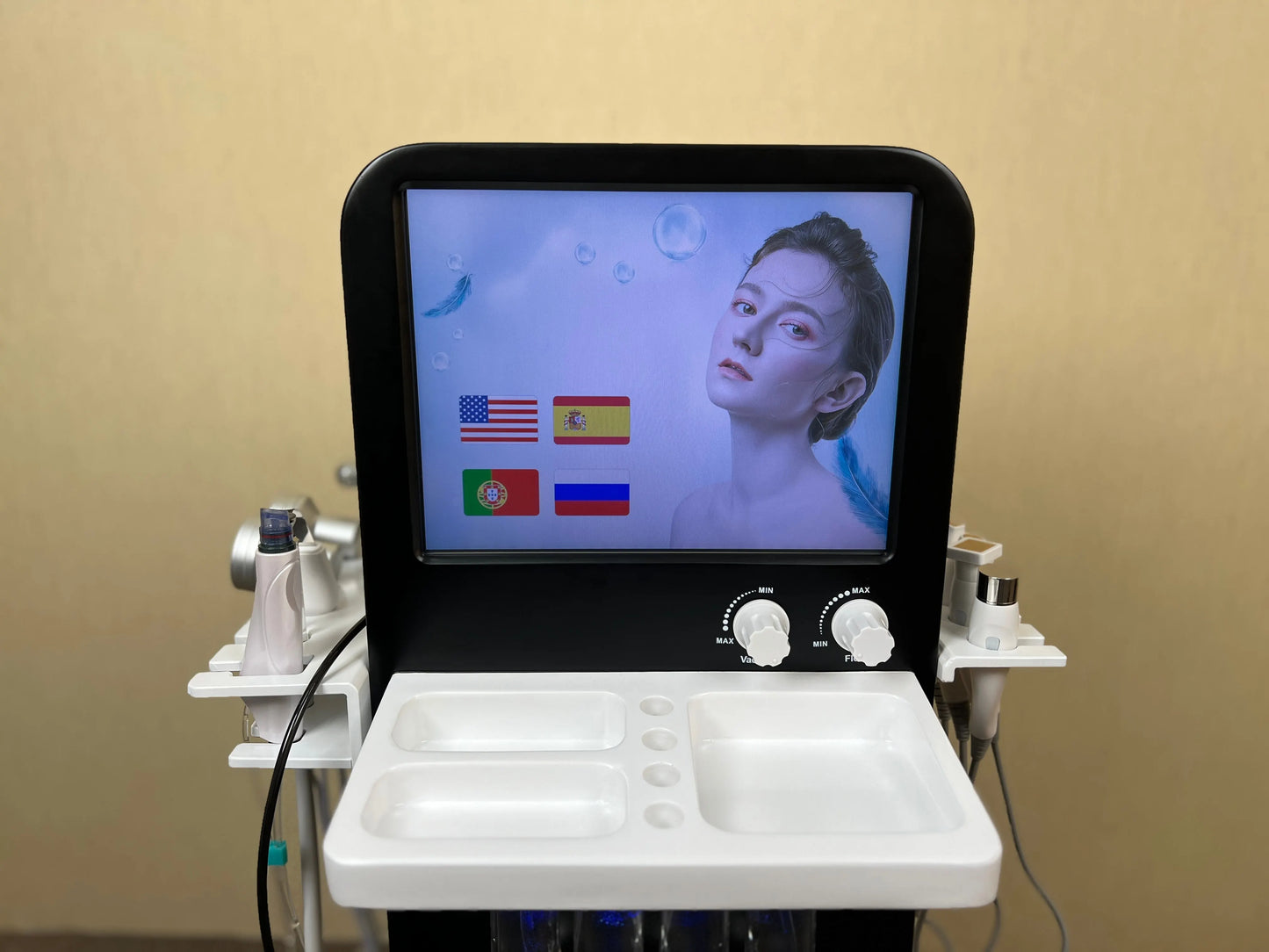 Máquina Facial 13 en 1 H2O2 con Tecnología Avanzada: Renovación y Rejuvenecimiento ¡Haz que tu piel brille con un cuidado excepcional!