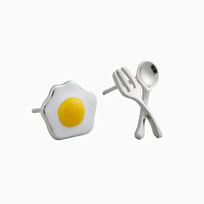 Pendientes Asimétricos Egg: Originalidad y Elegancia 🍳🔪