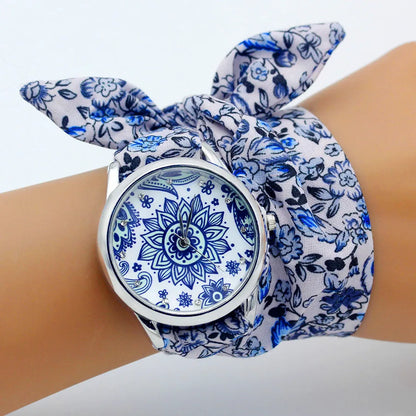 Reloj de Tela de Flores Shsby: Elegancia Floral