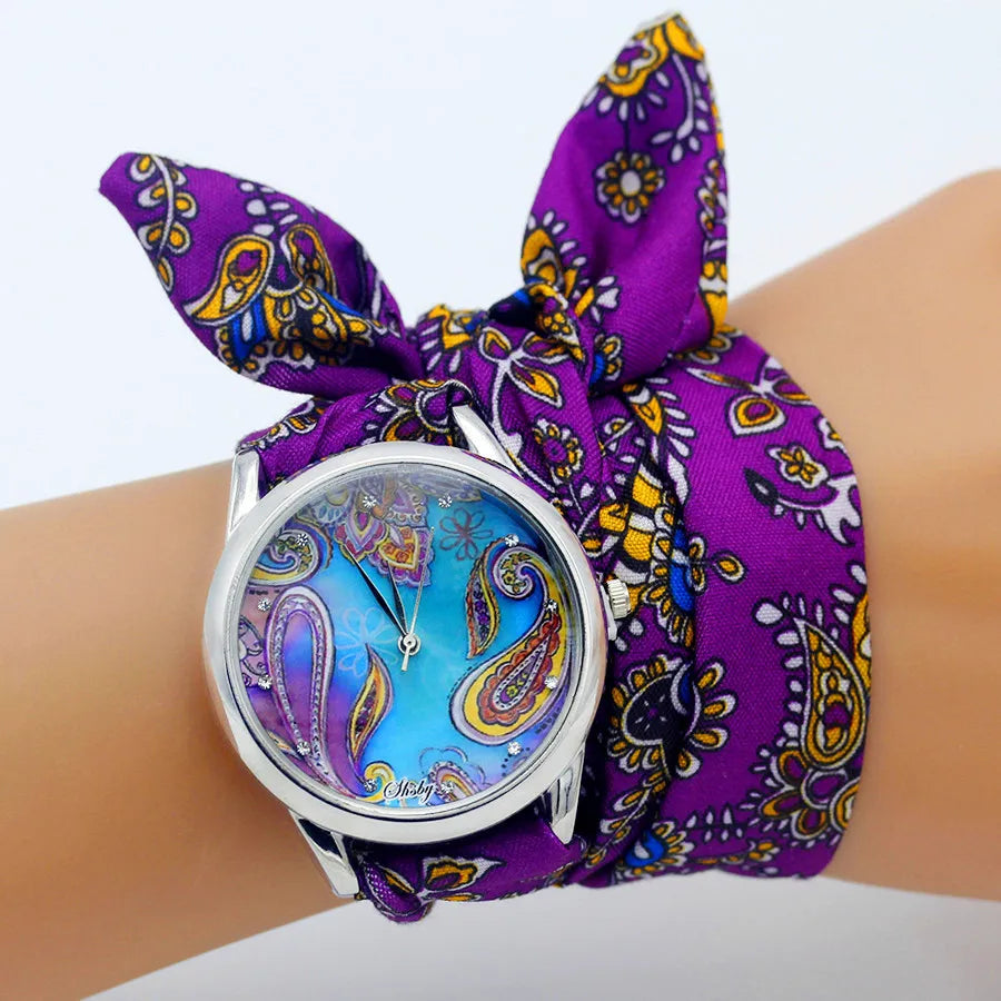 Reloj de Tela de Flores Shsby: Elegancia Floral