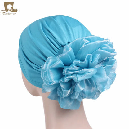 Turbante de GATHERTOP con Gran Flor - ¡Destaca con Estilo! 🌸