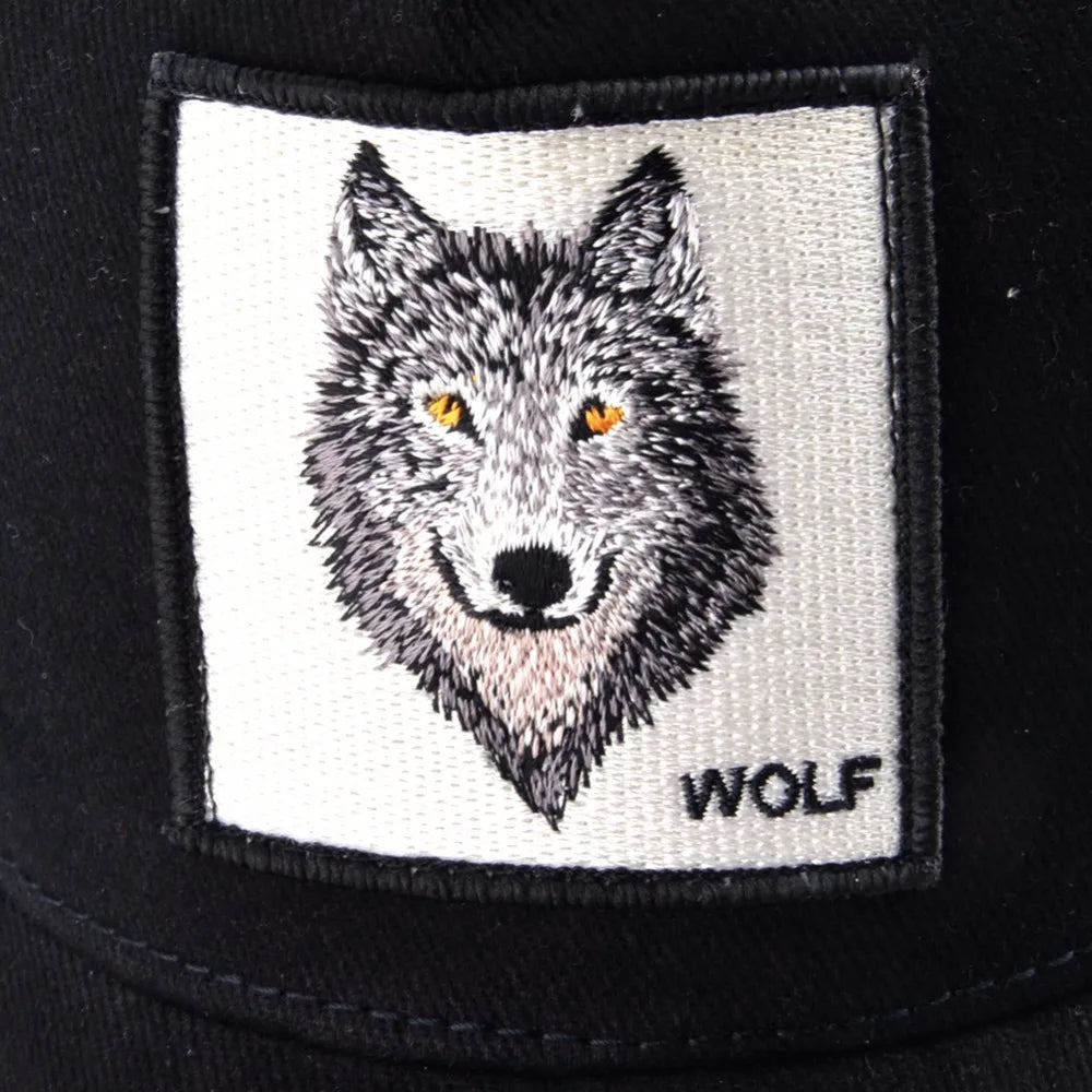 Gorra Trucker Snapback de Moda con Bordado de Lobo 🧢