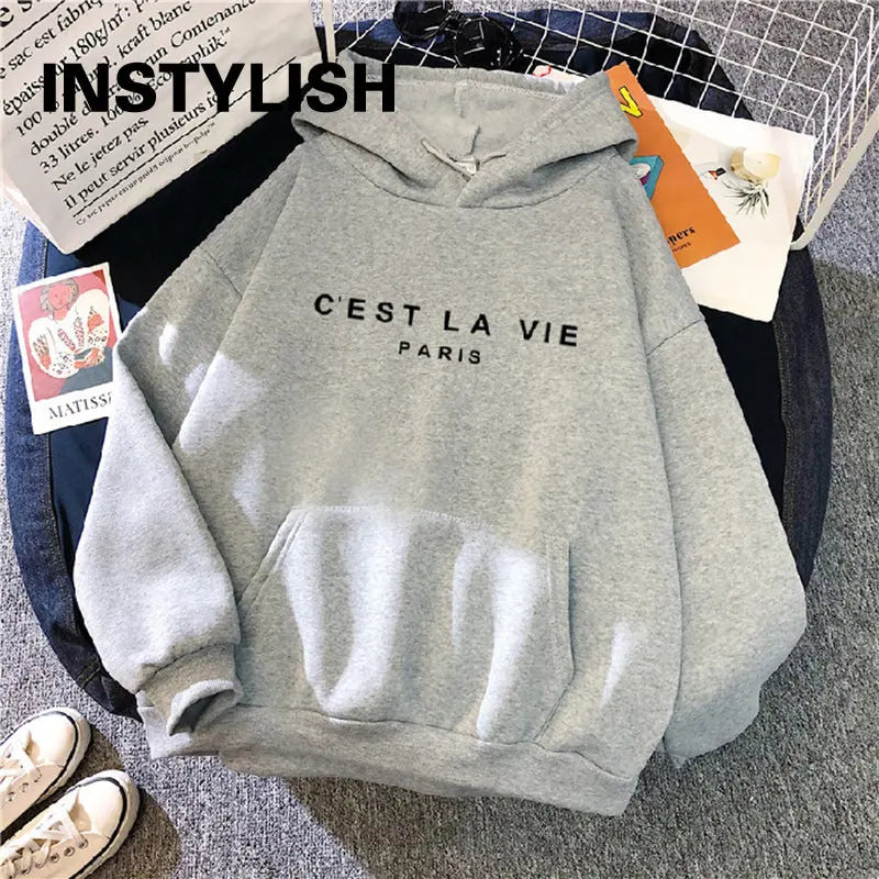 Sudadera con Capucha Estampada para Mujer de INSTYLISH: Estilo Streetwear y Comodidad Unidos 🌸