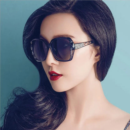 Gafas de Sol Cuadradas Moradas de Lujo para Mujer ¡Protege tus ojos con estilo! 😎🌞