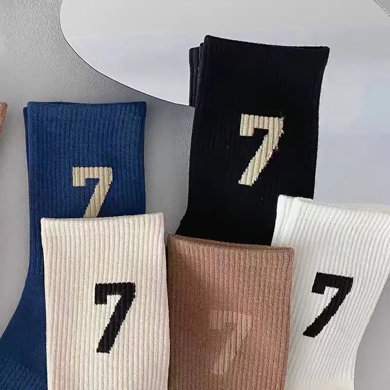 4PCS New 1977 Sock Sports Skateboard Leisure Sock European hip-hop Fashion Personality Male Alphabet Socks Couple socks