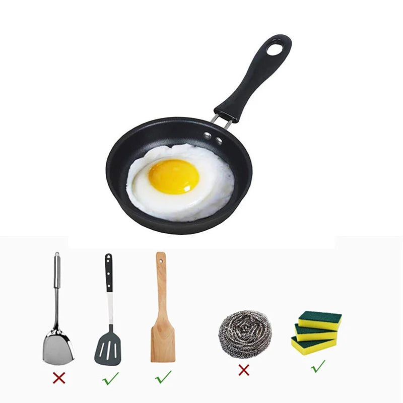 Sartén para Huevos de 12 cm: Antiadherente y Duradero.