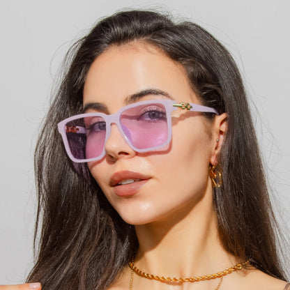 Gafas de Sol Ah-Mee: ¡Deslumbra con Estilo y Protección UV! 🌟