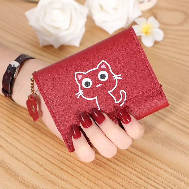 ¡Cartera Corta de Cuero con Estampado de Gato! 🐱 ¡Divertida y Funcional!