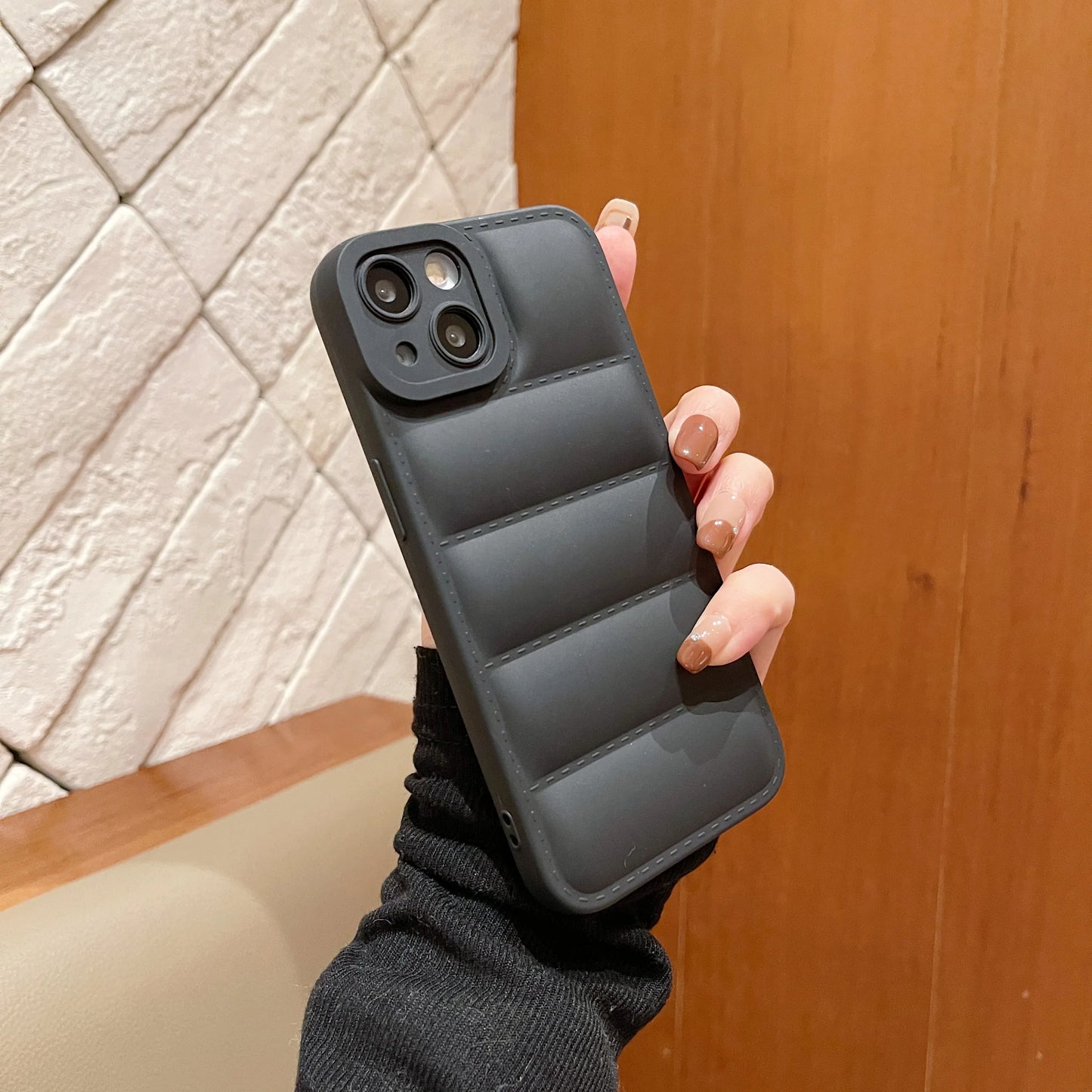 Funda Puffer para iPhone: Protección Sofisticada con Estilo Único 📱