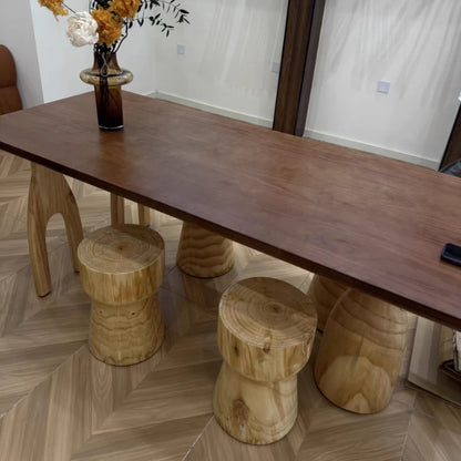 Mesa de Comedor Retro de Madera Maciza: Estilo Único y Funcional