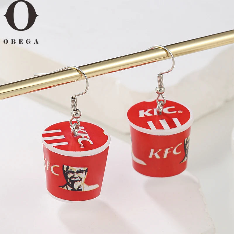 Pendientes KFC McDonald's de Pilar Rojo: ¡Estilo y Creatividad en tus Orejas!