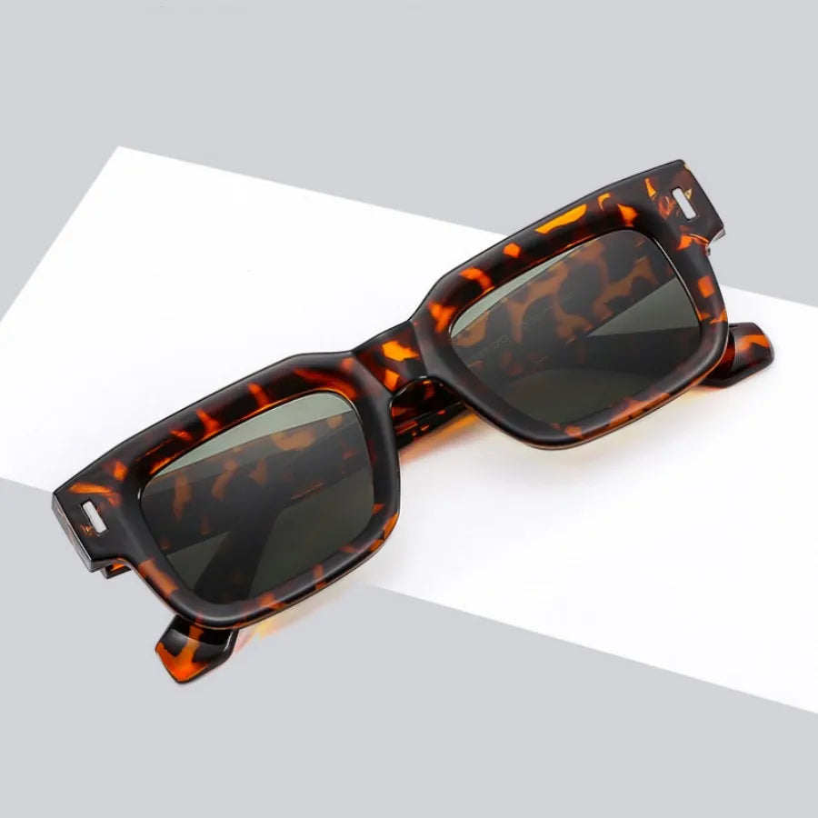 Gafas de Sol Retro Grises Cuadradas 😎 ¡Estilo Trendy y Protección UV400!