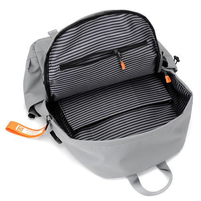 Mochila de Hombre de Lujo con USB y Revestimiento Impermeable