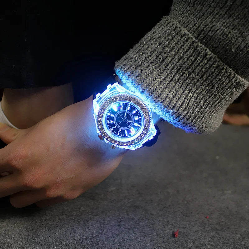 Reloj luminoso LED con rhinestones personalizados DQG - Envío rápido desde España 🌟