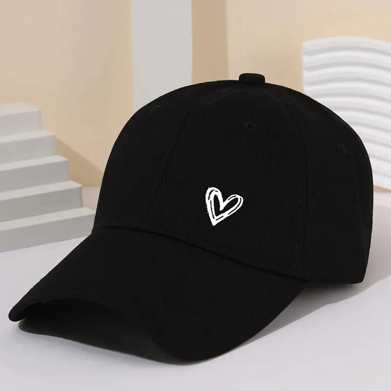 ¡Gorra de Béisbol Corazones Couple Love! 👫🧢 ¡Estilo y amor en cada aventura! 🌞