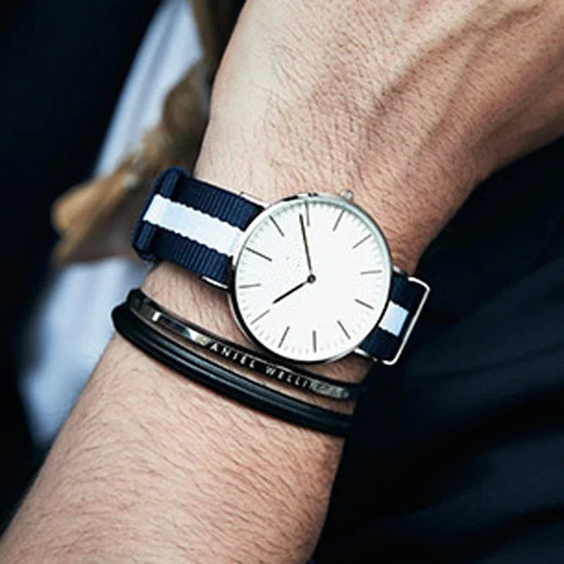 Reloj Unisex WoMaGe Geneva Super Thin Platimum: Elegante, Casual y Resistente al Agua 🕒