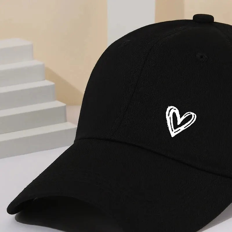 ¡Gorra de Béisbol Corazones Couple Love! 👫🧢 ¡Estilo y amor en cada aventura! 🌞